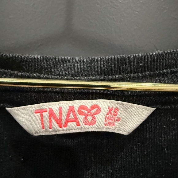 TNA shirt - Picture 2 of 2